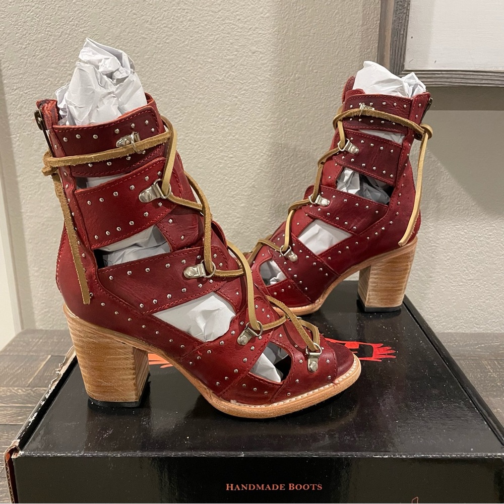 NIB: Freebird By Steven “Brandy” in Red, size 7